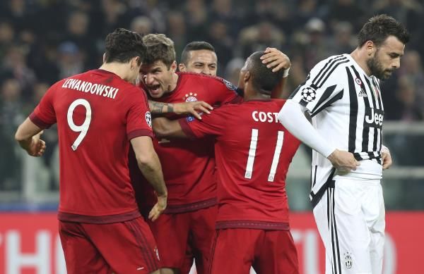 2016-02-23t204350z_2107963950_gf10000320527_rtrmadp_3_soccer-champions-juv-fcb_reuters