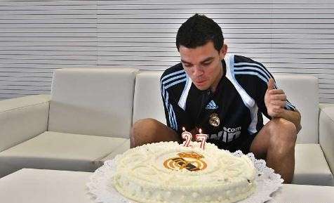  بيبي يحتفل بعيد ميلاده