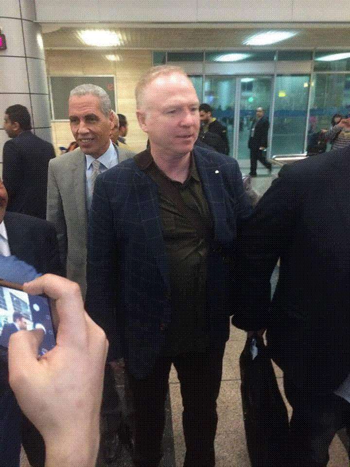 وصول اليكس ماكليش إلى القاهرة