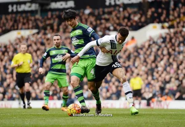 ?i=reuters%2f2016-02-28%2f2016-02-28t143752z_99671872_mt1aci14289639_rtrmadp_3_soccer-england-tot-swa_reuters