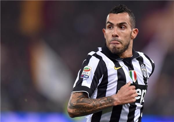 كارلوس تيفيز