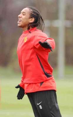 الـبـرازيـلـي أنـدرســون أولـيـفـيـــرا