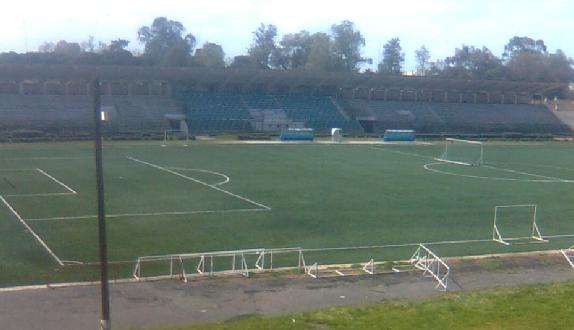 ملعب القنيطرة