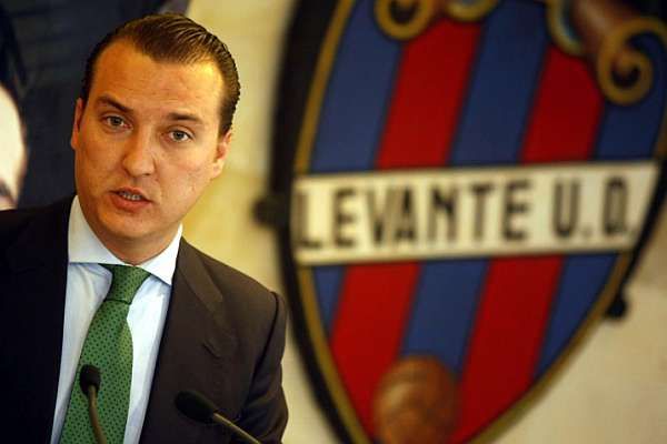 كويكو كاتلان رئيس نادي ليفانتي