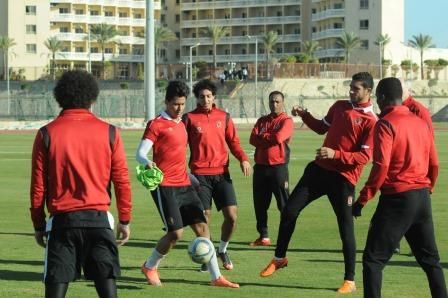 جانب من تدريبات الأهلي