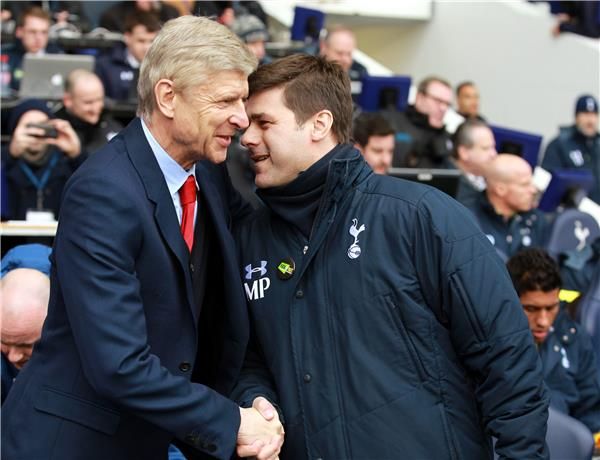  ماوريسيو بوكتينيو مع  فينجر