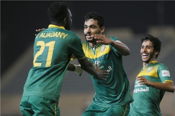 فرحة لاعبي الخليج بالهدف
