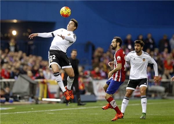 من مباراة الذهاب بين فالنسيا وأتلتيكو 