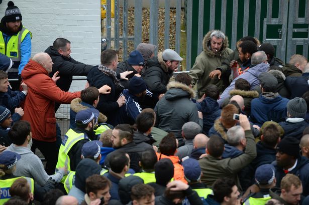 PAY-Crowd-trouble-at-Tottenham