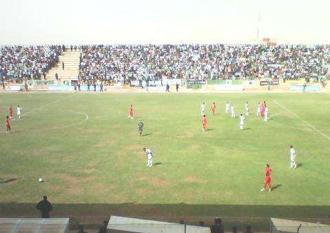 صورة من مباراة مدينة العيون