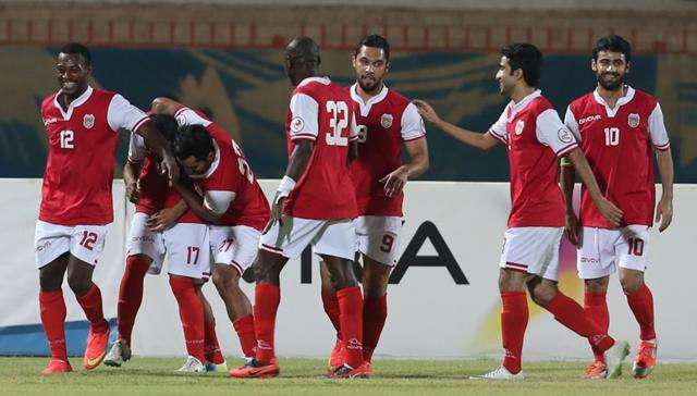 الصليبخات يبحث عن حلول للغيابات 