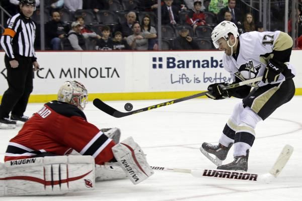 2016-03-07t010051z_1206370429_nocid_rtrmadp_3_nhl-pittsburgh-penguins-at-new-jersey-devils_reuters