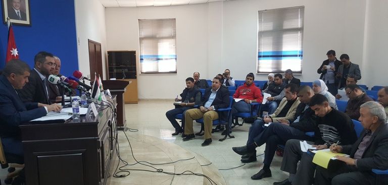 الزيادين خلال حديثه في المؤتمر الصحافي اليوم