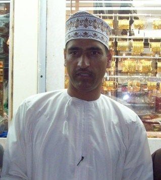 المذيع العماني خميس البلوشي