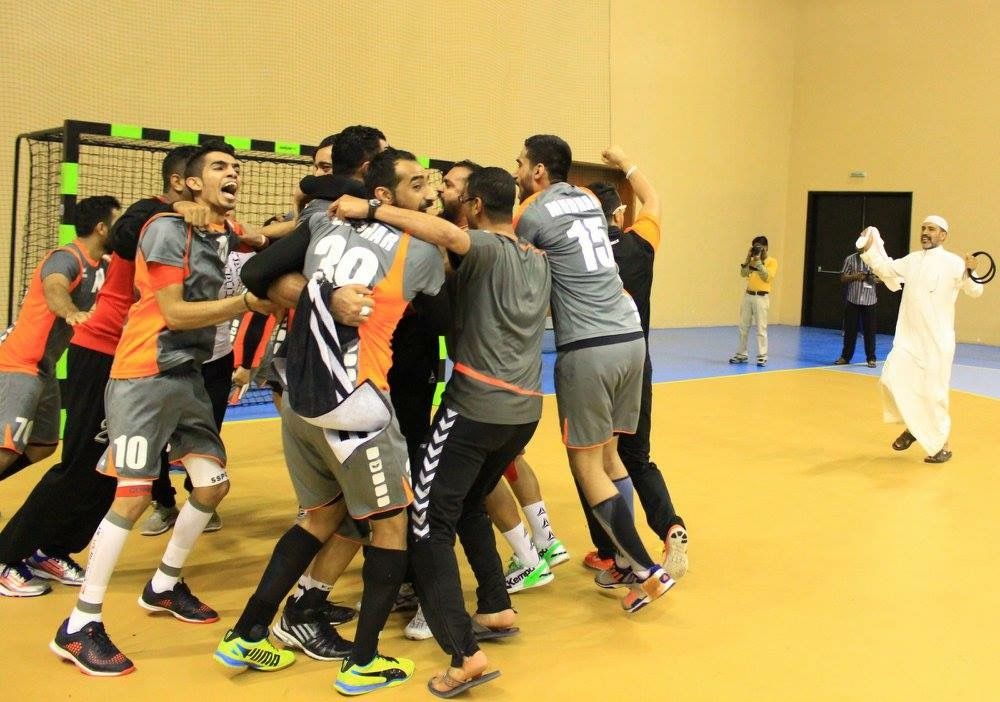 فرحة عارمة لفريق مضر بالتأهل لنهائي البطولة الخليجية 