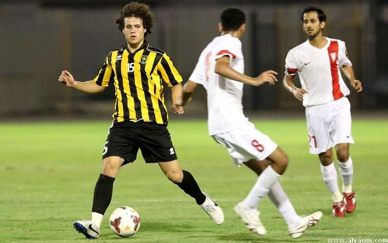 لقاء سابق بين الفريقين