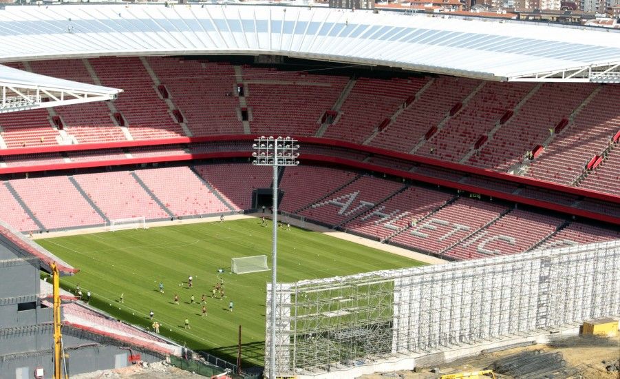 ملعب سان ماميس