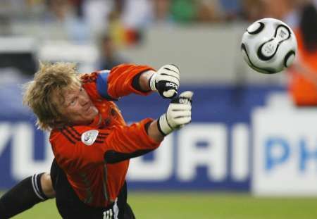 2006-07-08t204906z_01_wcdy52_rtridsp_2_sport-soccer-world