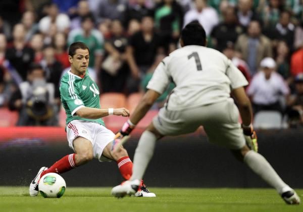 2013-06-12t011610z_2040547248_gm1e96c0pl901_rtrmadp_3_soccer-world_reuters