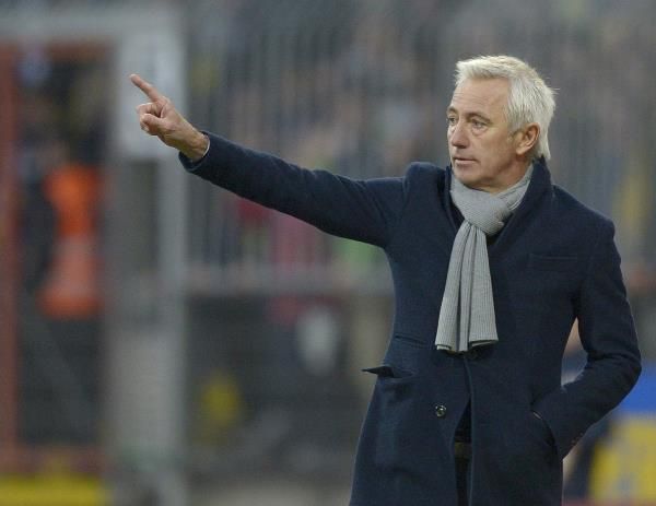 2014-02-16t153948z_1666304125_gm1ea2g1th401_rtrmadp_3_soccer-germany-hamburg_reuters