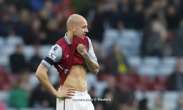 ?i=reuters%2f2016-03-13%2f2016-03-13t173126z_100891886_mt1aci14311844_rtrmadp_3_soccer-england-avl-tot_reuters