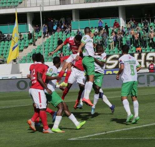 صورة من مباراة اولمبيك خريبقة و النجم الساحلي