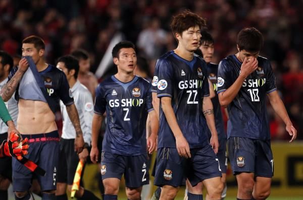 2014-10-01t115959z_220603811_gm1eaa11jid01_rtrmadp_3_soccer-asia-champions_reuters