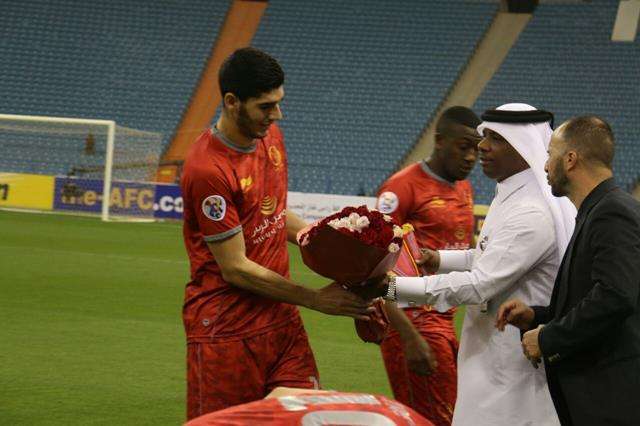 بوضياف يعتذر لغالب بباقة ورد