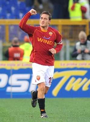 توتي الذي تعرض للعديد من الإصابات خلال هذا الموسم