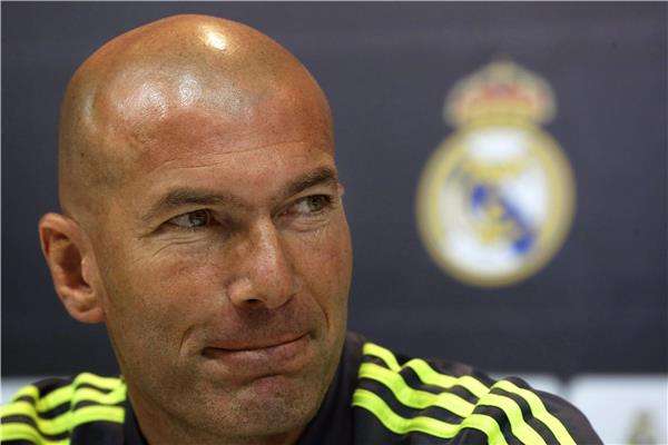 زيدان خلال الندوة الصحفية