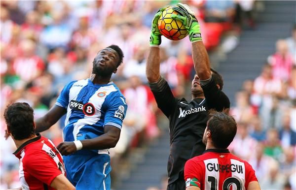 من لقاء الذهاب بين الفريقين