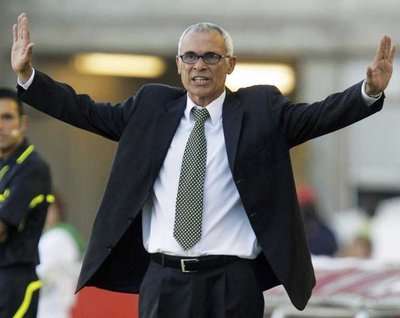 الأرجنتيني هيكتور كوبر المدير الفني لمنتخب مصر لكرة القدم