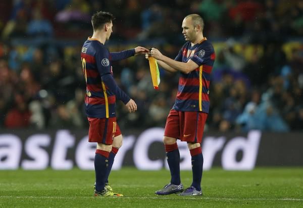 إنييستا وميسي