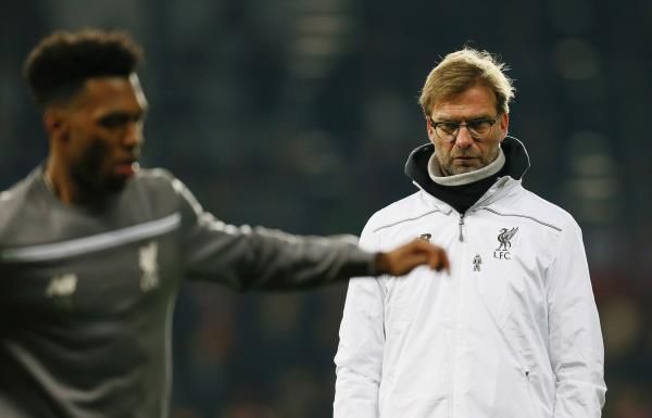 يورجن كلوب ينظر الى دانيل ستوريدج