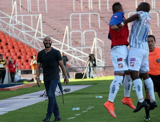 من مباراة خودوي كروز واوليمبو 