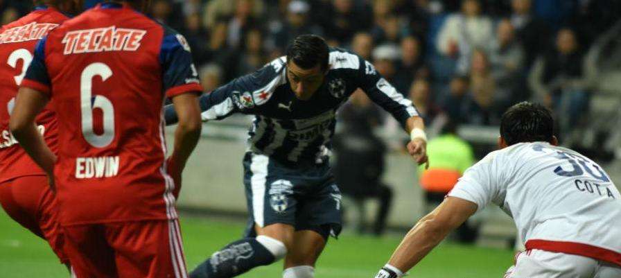 من مباراة مونتيري وشيفاز جوادالاخارا