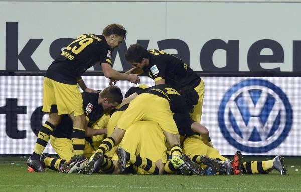 2015-12-05t193610z_1998214500_lr2ebc51ig0hp_rtrmadp_3_soccer-germany_reuters