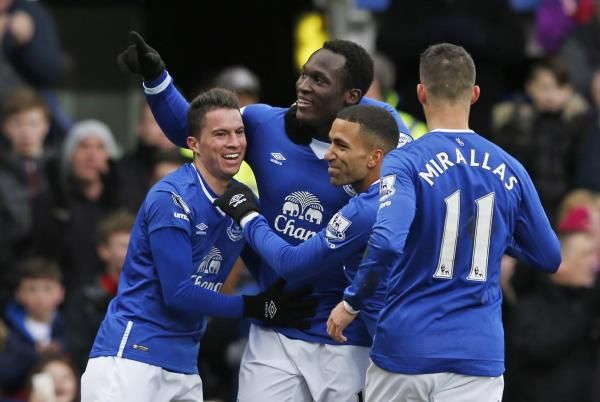 لوكاكو مع إيفرتون