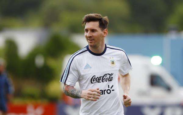 ليونيل ميسي