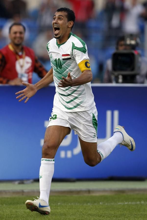 2013-01-09t163202z_120936090_gm1e91a01ea01_rtrmadp_3_soccer_reuters