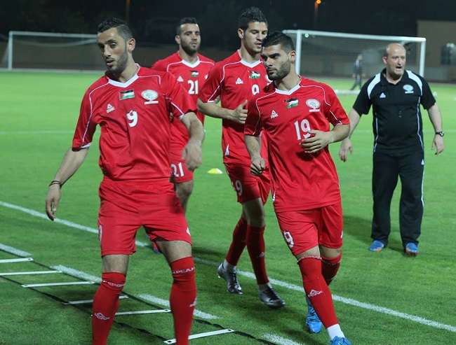 جانب من تدريبات المنتخب الفلسطيني