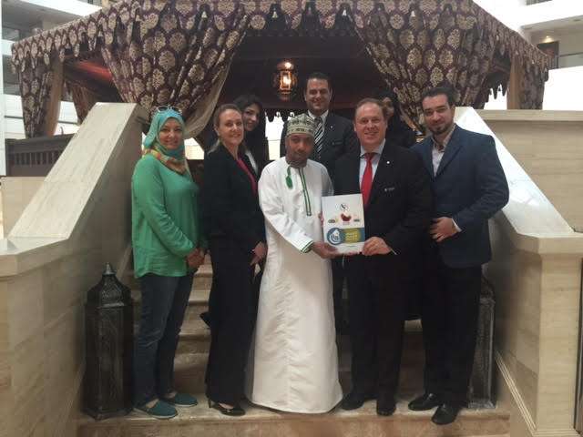 توقيع اتفاقية الاقامة مع فندق الانتركونتيننتال 