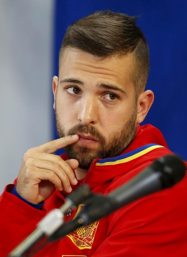 جوردي ألبا في المؤتمر الصحفي