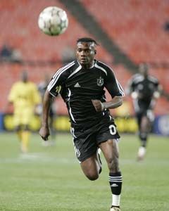 امبيلي سجل اول اهدافه مع الهلال