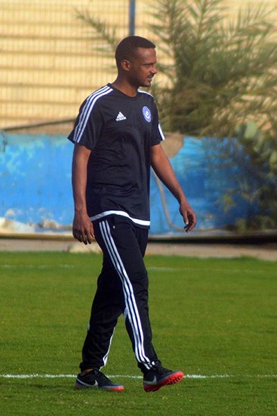 هيثم مصطفى في أول حصة تدريبية للهلال  بملعبه في موسم 2016