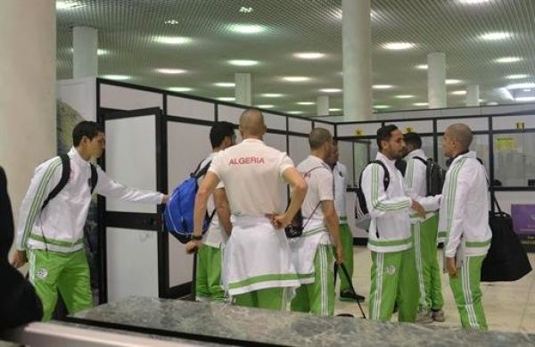 صور وصول المنتخب الجزائري إلى إثيوبيا 