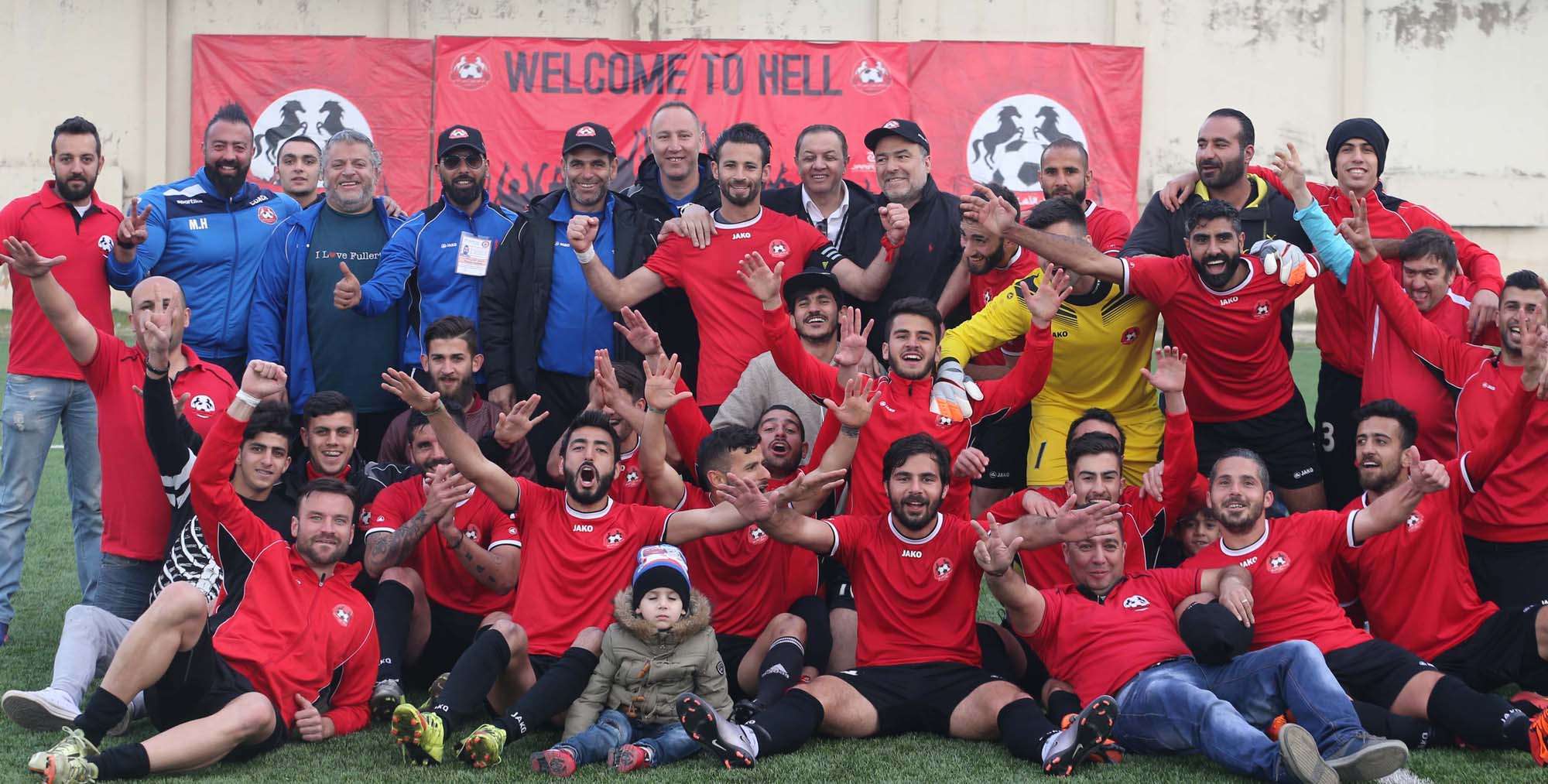 فرحة الأخاء بالعودة إلى الدرجة الأولى