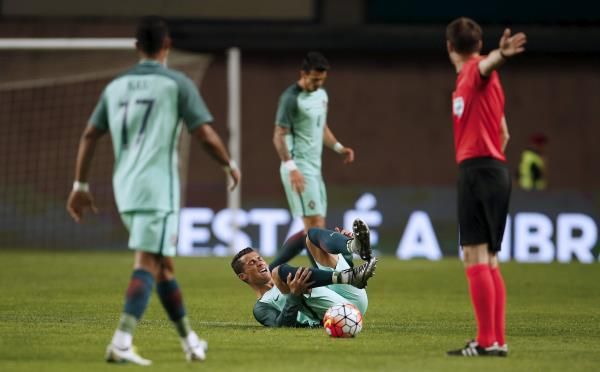 2016-03-29t203154z_233432211_gf10000364647_rtrmadp_3_soccer-friendly-por-bel_reuters