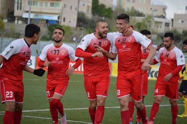 فرحة لاعبي أهلي الخليل 