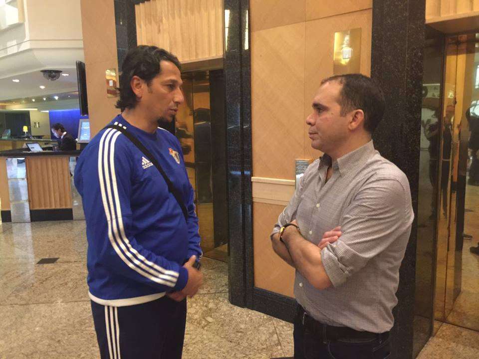 من لقاء الأمير علي مع أبوزمع 